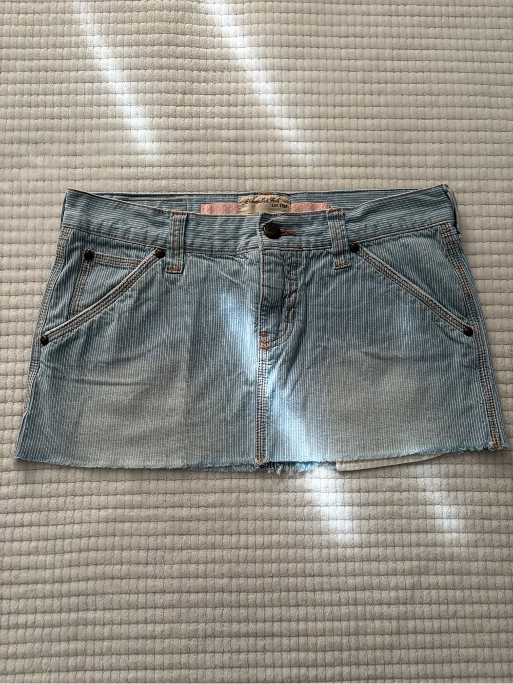 Vintage Y2K Abercrombie & Fitch Light Blue Striped Denim Mini Skirt Size 0